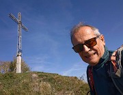 32 Alla croce del Monte Gioco (1366 m)